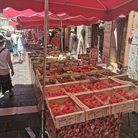Super Studio Ideally Located In The Old Town Annecy Exteriör bild